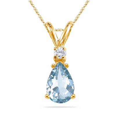 0.02 Cts Diamond & 0.70 Cts of 8x5 mm AA Pear Aquamarine Pendant in 18K Yellow Gold